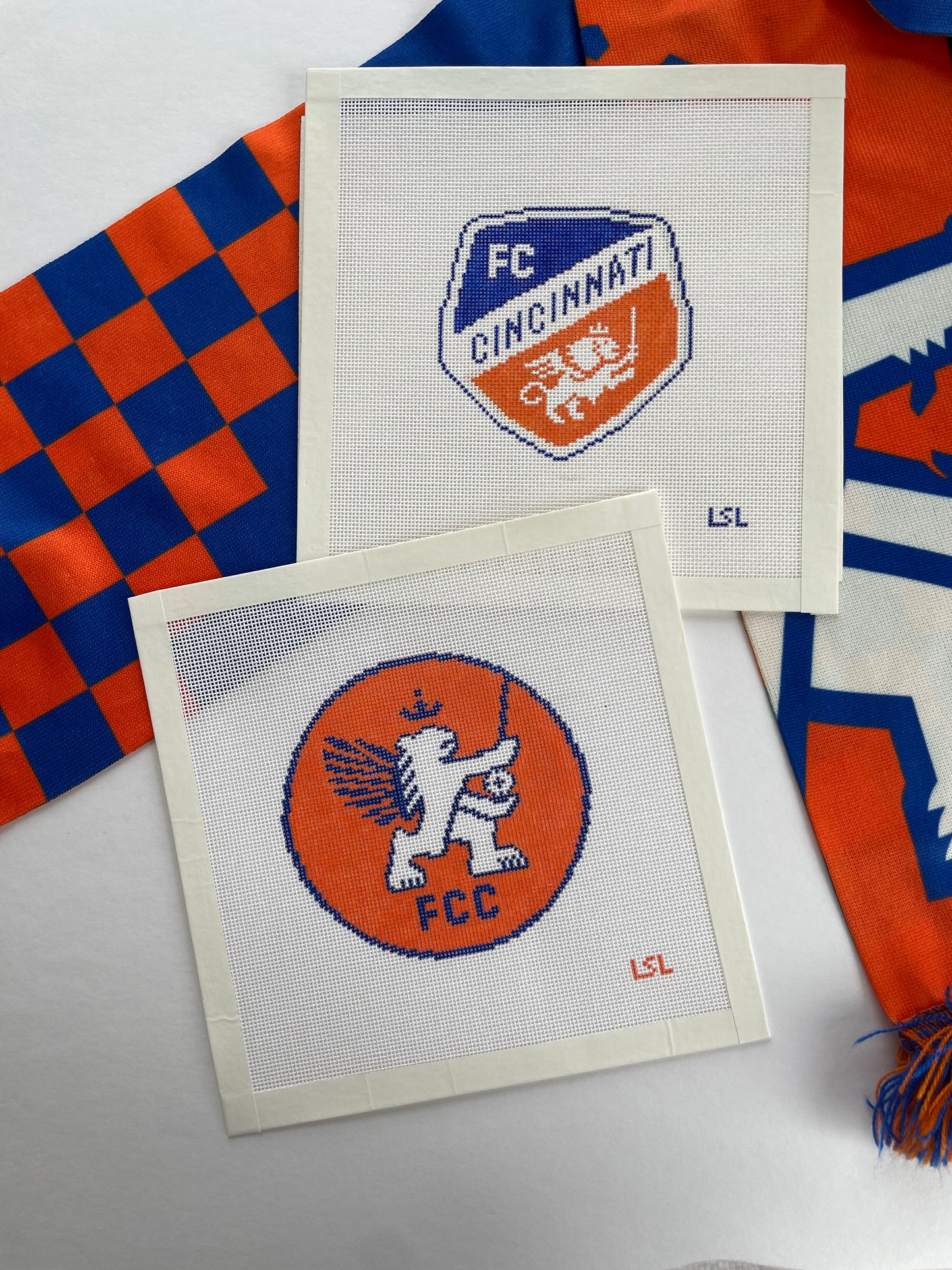 FC Lion Ornament - 18 count