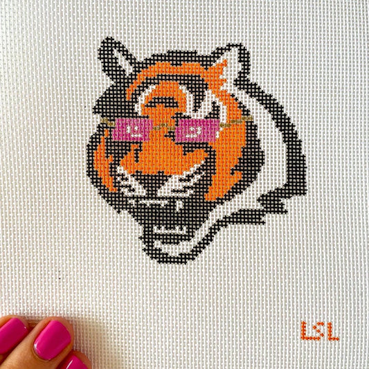 Carti-ey Tiger Ornament - 18 count