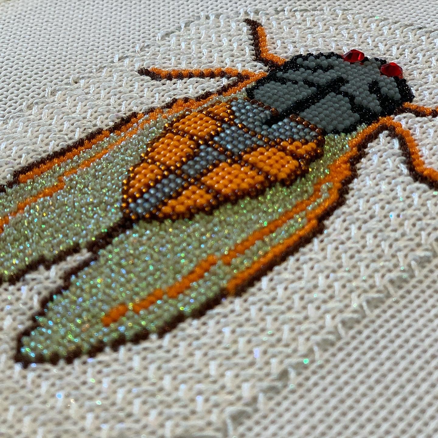 Cicada - 18ct